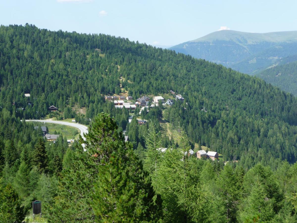 Auszeit Ferienhaus Fur 6 Personen ,Mit Grosser Terrasse Und Panoramablick, Turracher Hohe -A1 Haus 436 A Links- Luaran gambar